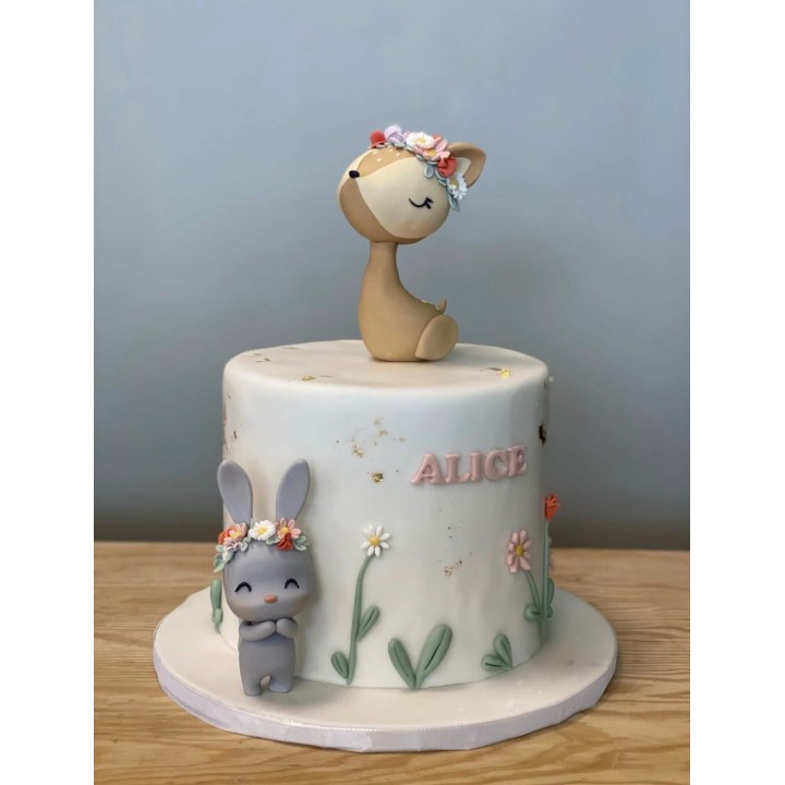 Gâteau d'anniversaire sur mesure – Layer Cake artisanal à Bruxelles, Wooly Pâtisserie