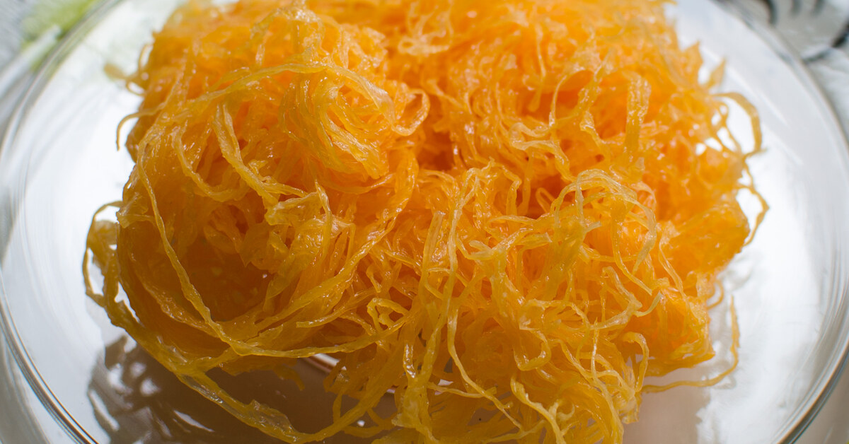 Nid de fils d'œuf dorés dans un sirop, la version thaïlandaise des fios de ovos portugais